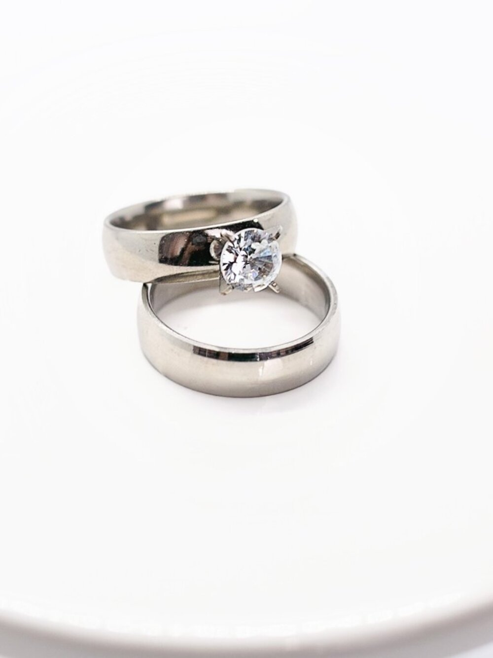 Size 8 Elegant Silver Stainless Steel Wedding Ring Set Cubic Zirconia